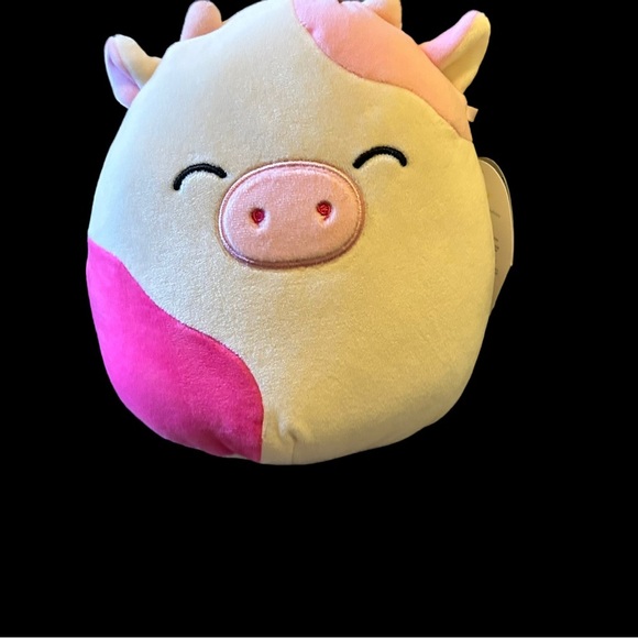 Caedyn the Cow (eyes closed version) 8-inch Original Squishmallow NWT - Picture 11 of 11